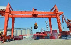 南沙港起重机吊钩无损检测与磁粉检测技术应用研究